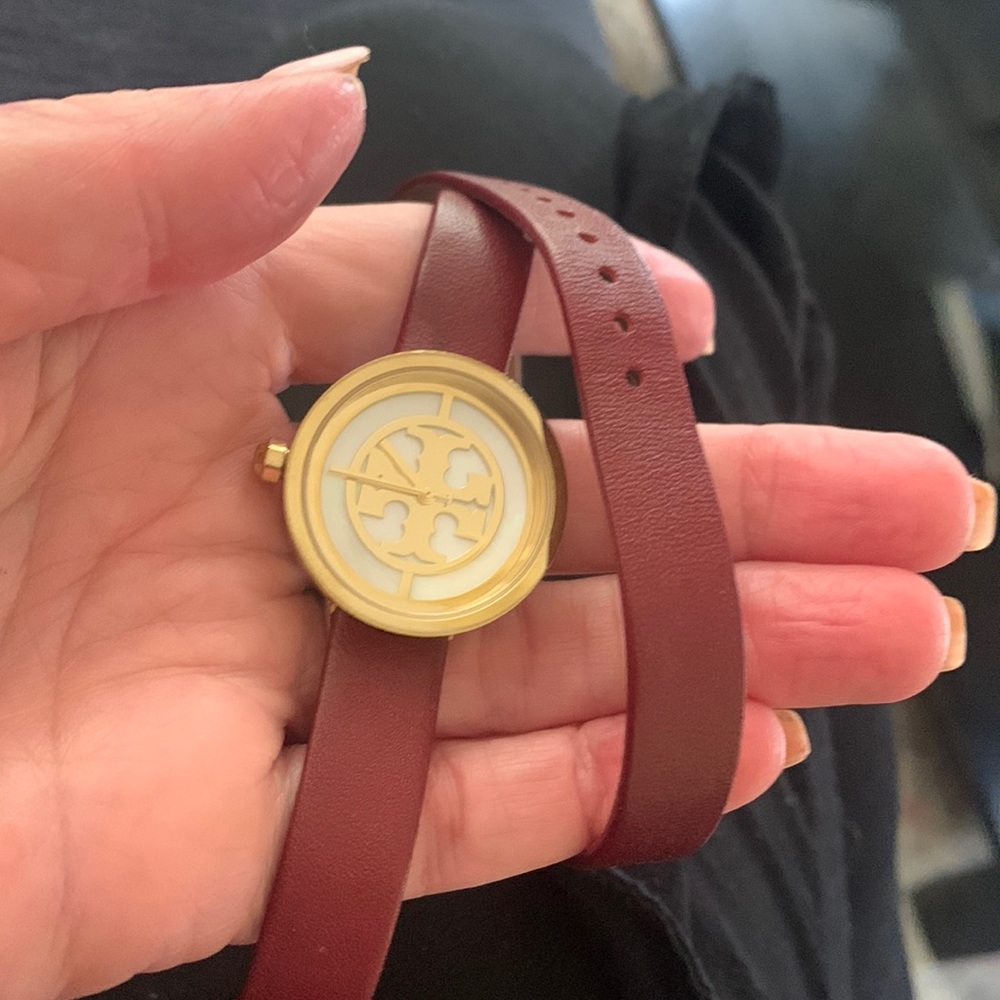 Tory Burch wrap style leather watch only worn 5-6 times adjustable size